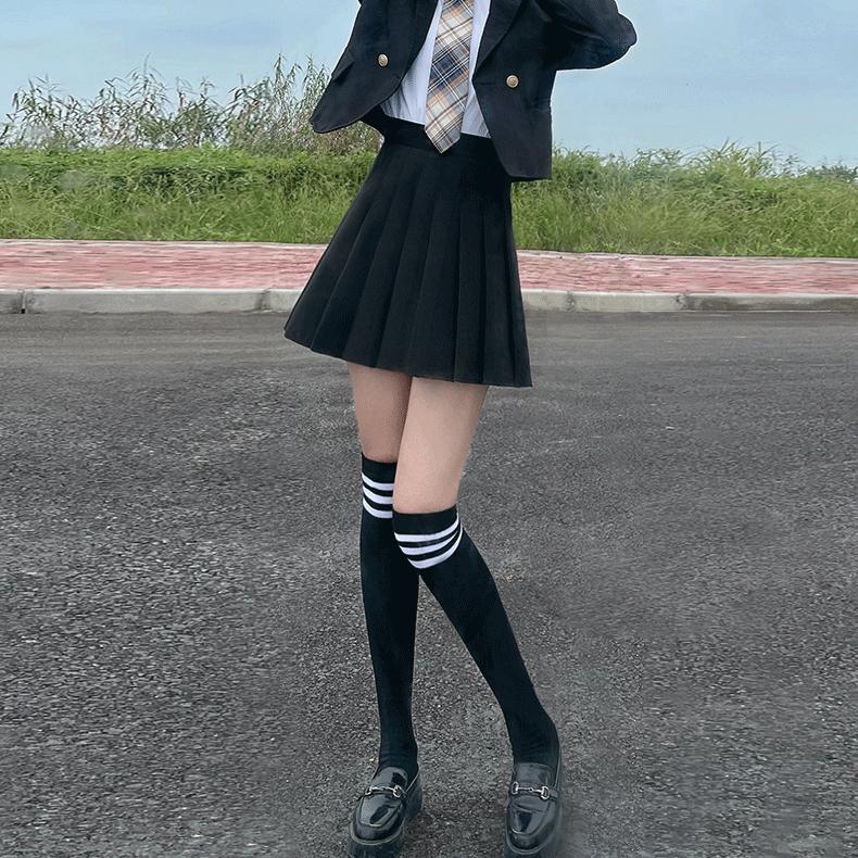 Summer Spring Fashion Femlae Girl's Skirts Zipper Solid A-line Mini Skirts Casual Pleated Skirt Women Skirts