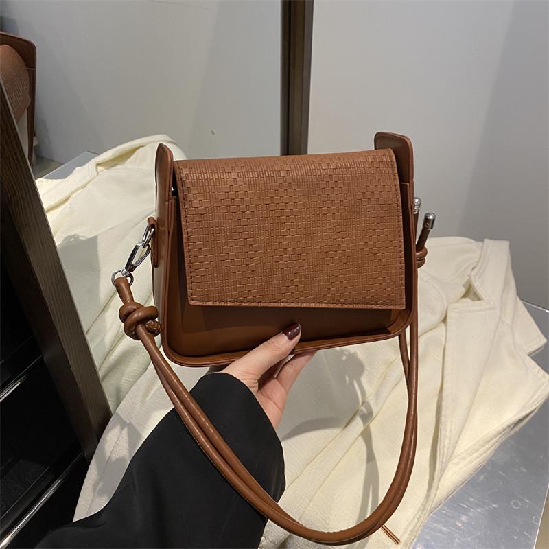Elegant Casual Crossbody Bag In Soft Pu Material Ideal For Street Style And Daily Wear