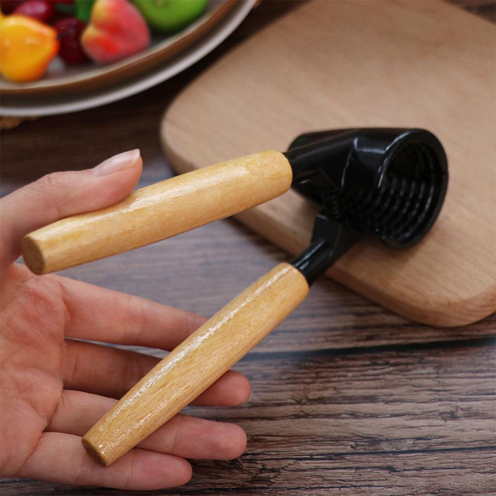 Spring Design Walnut Opener Wood Handle Walnut Clip Household Walnut Tong Pecan