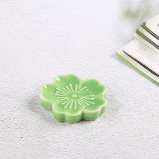 Подставка для палочек для еды в форме сакуры, керамический держатель для палочек для еды, универсальный держатель для посуды для дома, кухни, ресторана