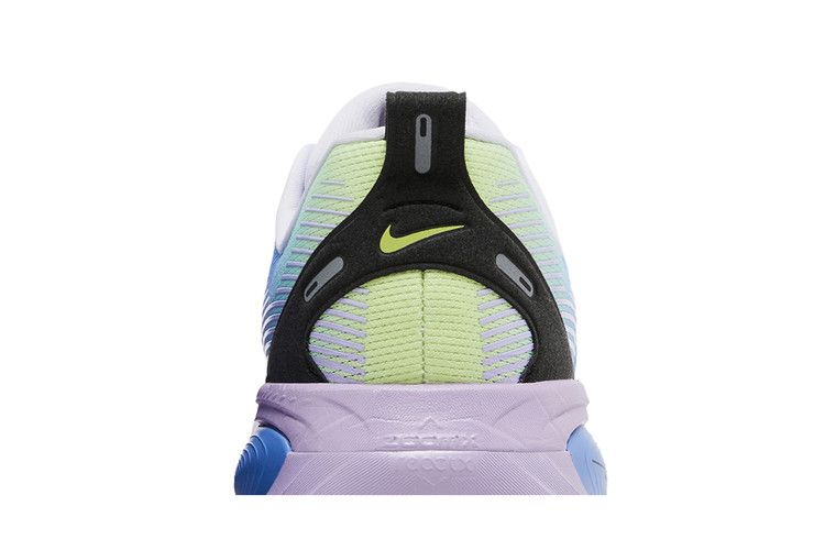 Women's Sneakers Nike Vomero 18 SE Mood Ring (Women's) Amethyst Tint/Hydrangeas/Phantom/Metallic Silver