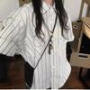 Лето 2024 Женская Нишевая Дизайнерская Рубашка в Голубую Полоску в Ретро Стиле с Коротким Рукавом