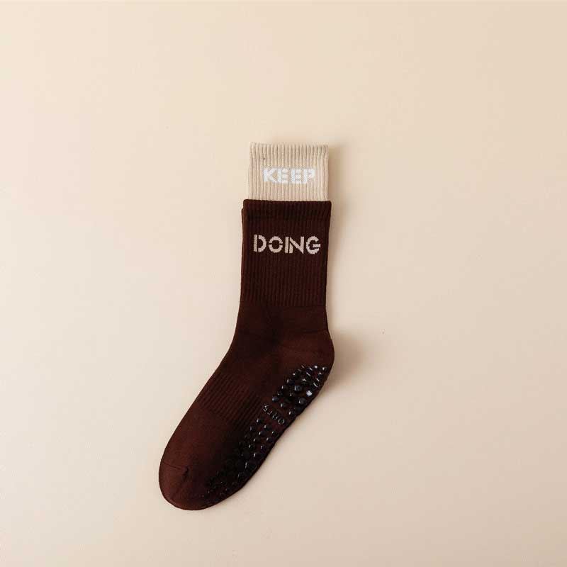 Женские носки для йоги, нескользящие носки для бега, женские компрессионные носки для спортзала, спортивные хлопковые милые забавные носки с напуском, новинка