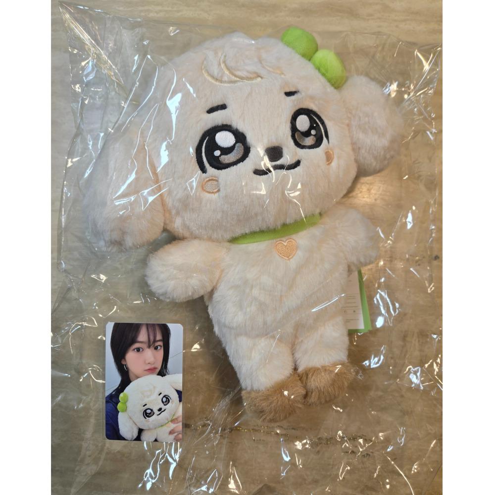 IVE X MINIVE Pop-up store 'minive school' в Сеуле 30 см плюш