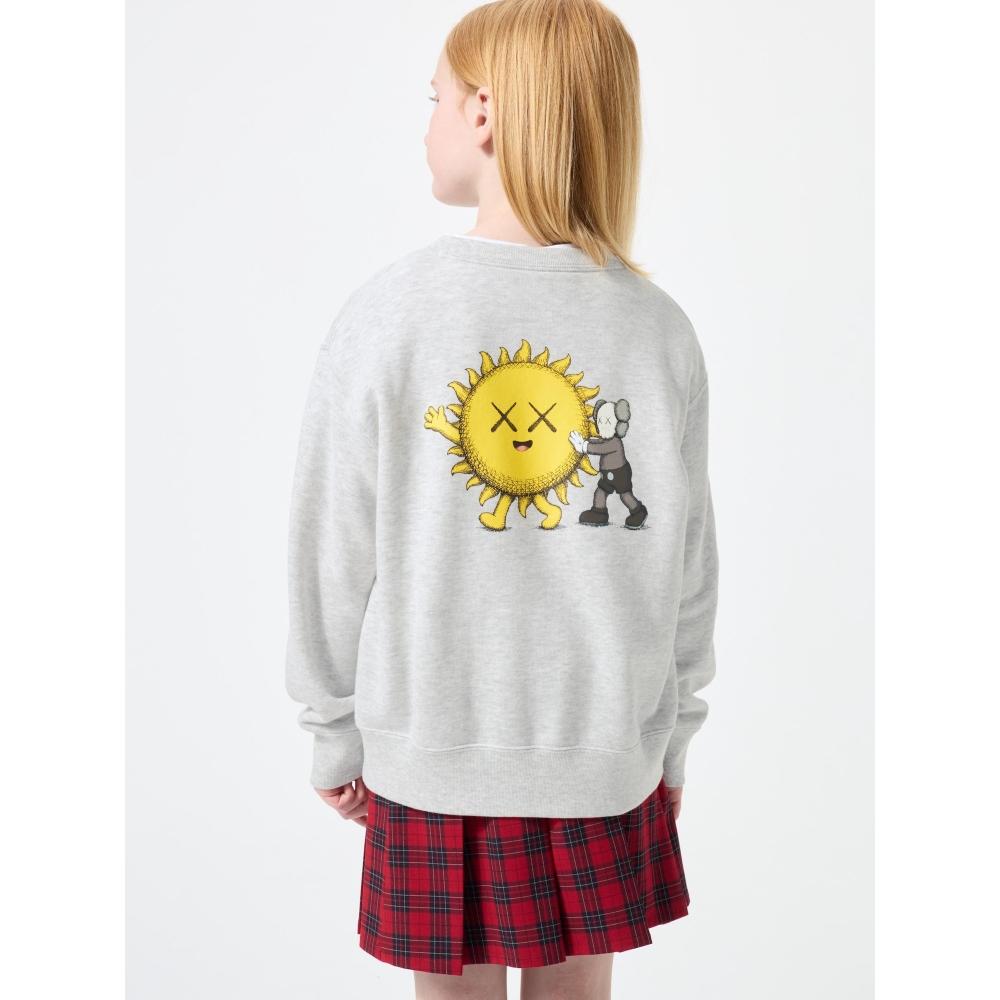 Uniqlo Япония Свитшот Kaws Вселенная