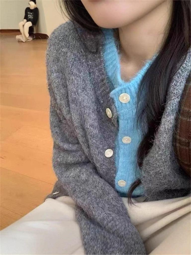 Korean Style Knit Cardigan: 2025 Autumn/Winter Color Block, Casual Loose Slimming College Style Sweater