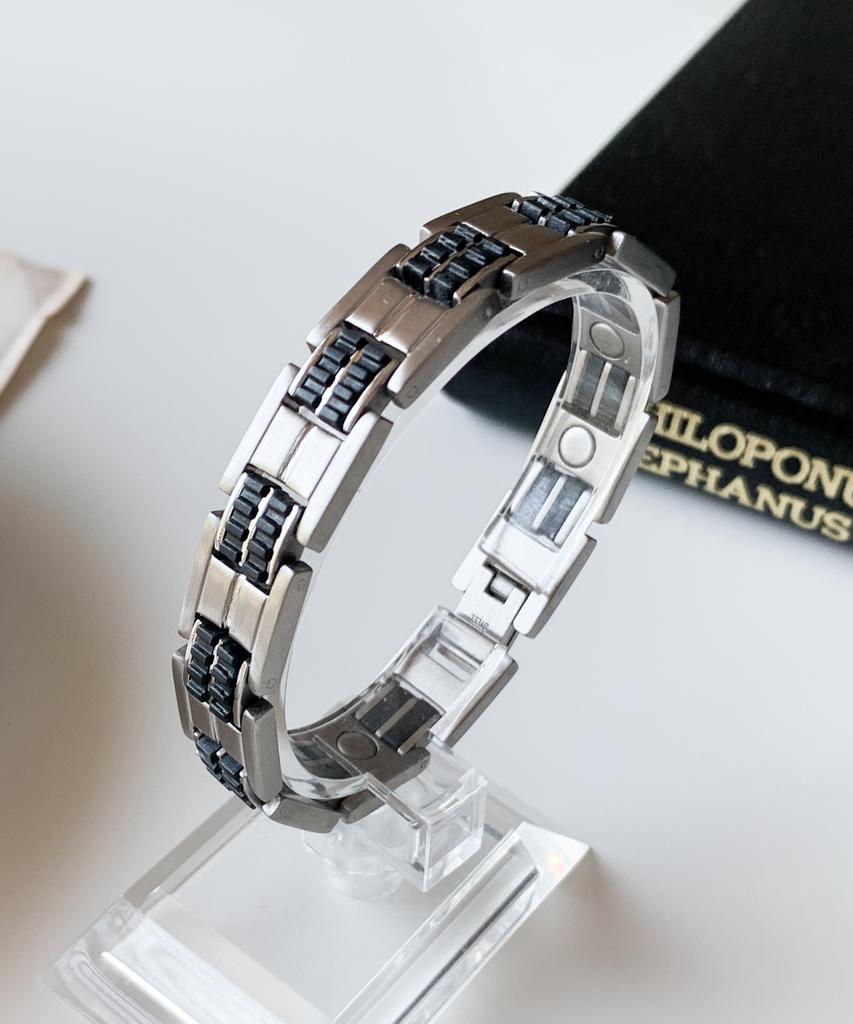 Sabona London 353 Executive Rubber Stainless Steel Magnet Bracelet