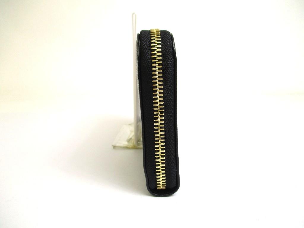 Authentic Salvatore Ferragamo Gancini Black Leather Gold H/W Round Zip Wallet #a687  Refurbished