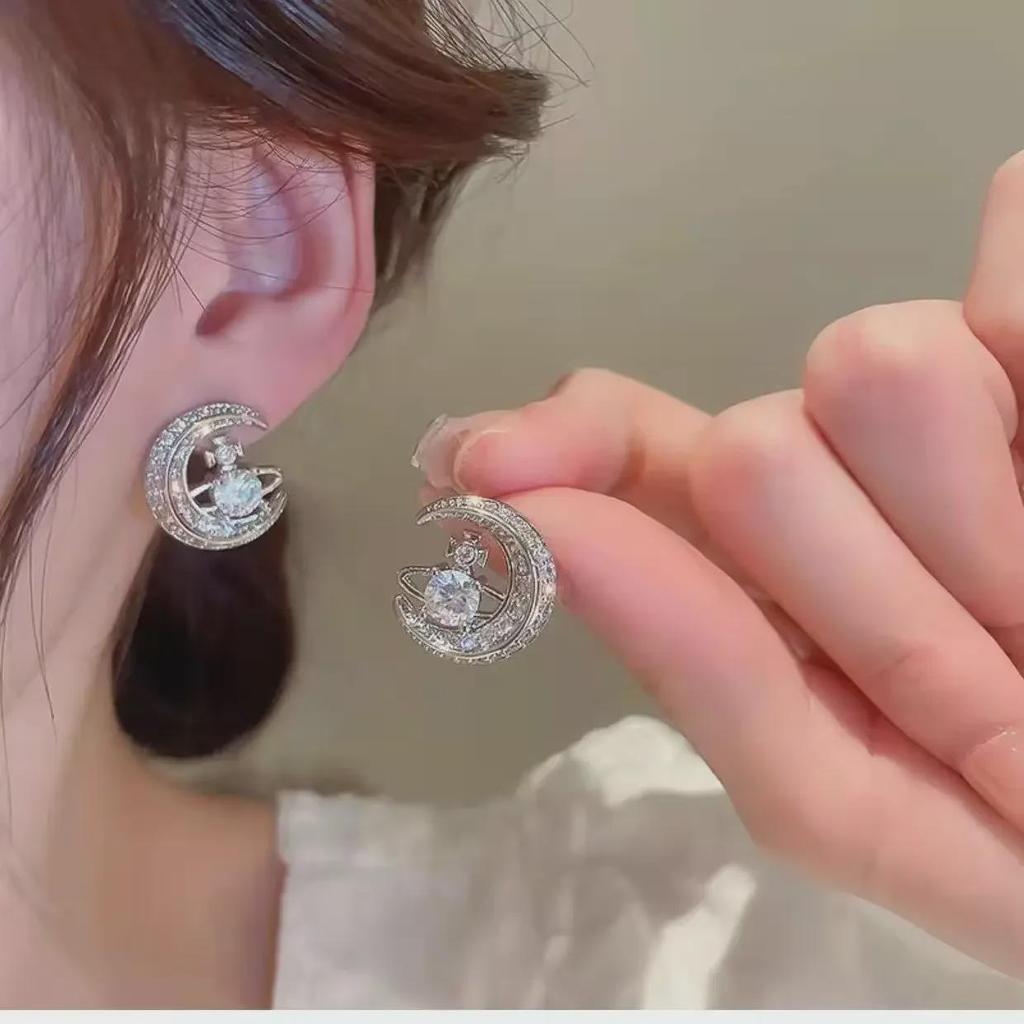 Серьги с цирконом Сатурна вдовствующей императрицы Цыси: Элегантный французский ретро-дизайн с серебряной иглой