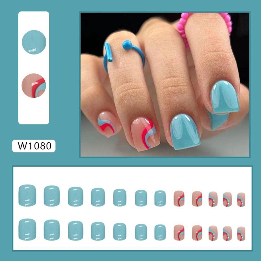 French Wavy Fake Nails Short Round Nail Tips Fashion False Nails for DIY