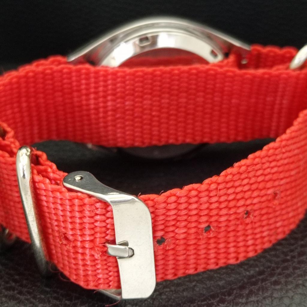 AUTOMATIC 7S26A VINTAGE SEIKO 5 JAPAN MENS RED COLOR DIAL WATCH A701612-5 R206c-a701612