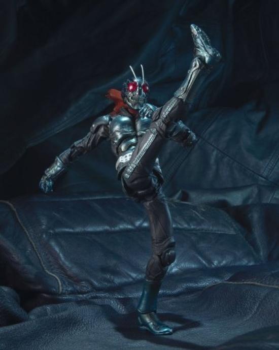 РЕАЛИЗАЦИЯ ФИЛЬМА TAMASHII NATIONS Камен Райдер СЛЕДУЮЩИЙ Камен Райдер 1 против Камен Райдер 2