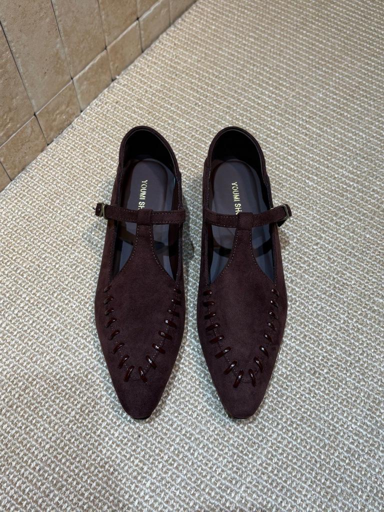 Ретро туфли Мэри Джейн с острым носком женские 2025 осень новые универсальные мягкая подошва замша низкий каблук остроносые одинарные туфли ленивые туфли