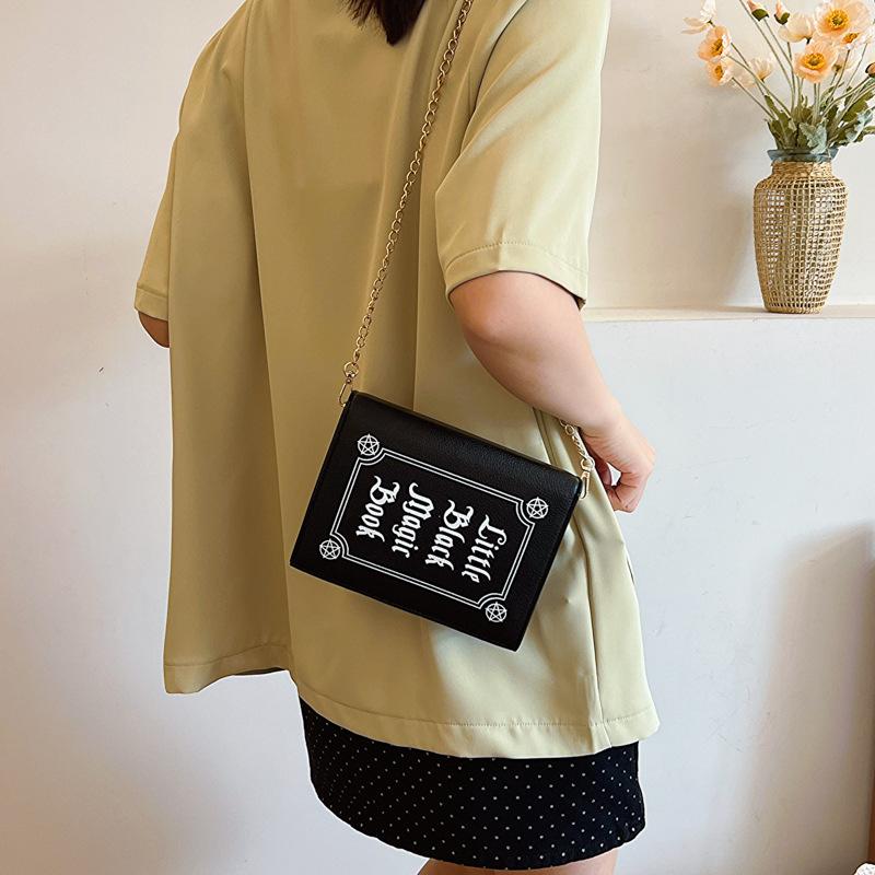 This Year's Stream Small Bag 2025 New Korean Version of Personality Funny Shoulder Bag Ins Internet Celebrity Women Messenger Small Square Bag