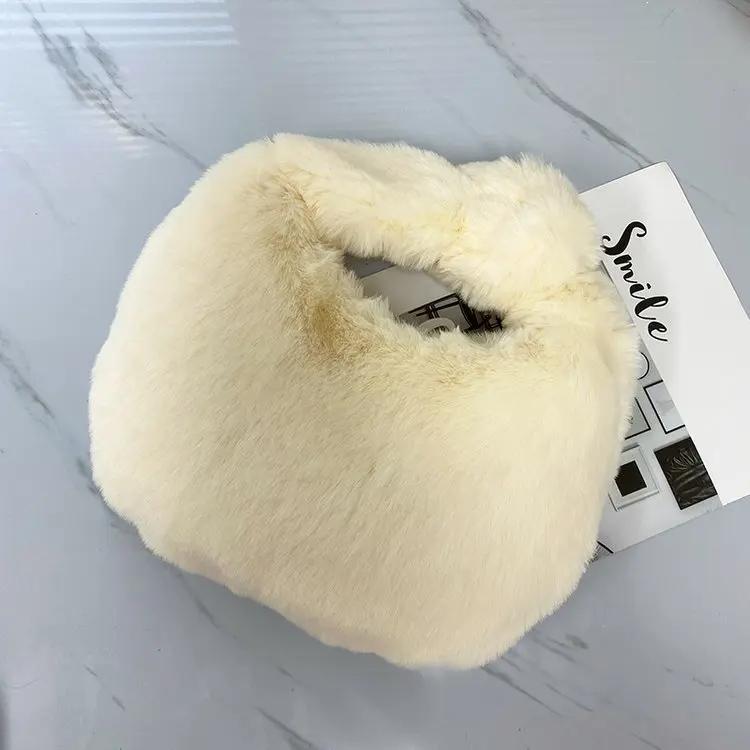 Fur Women's Small Half Moon Bag Luxury Warm Plush Wrist Bags for Women Fashion Furry Short Handle Clutch Cute Ladies Coin Purses