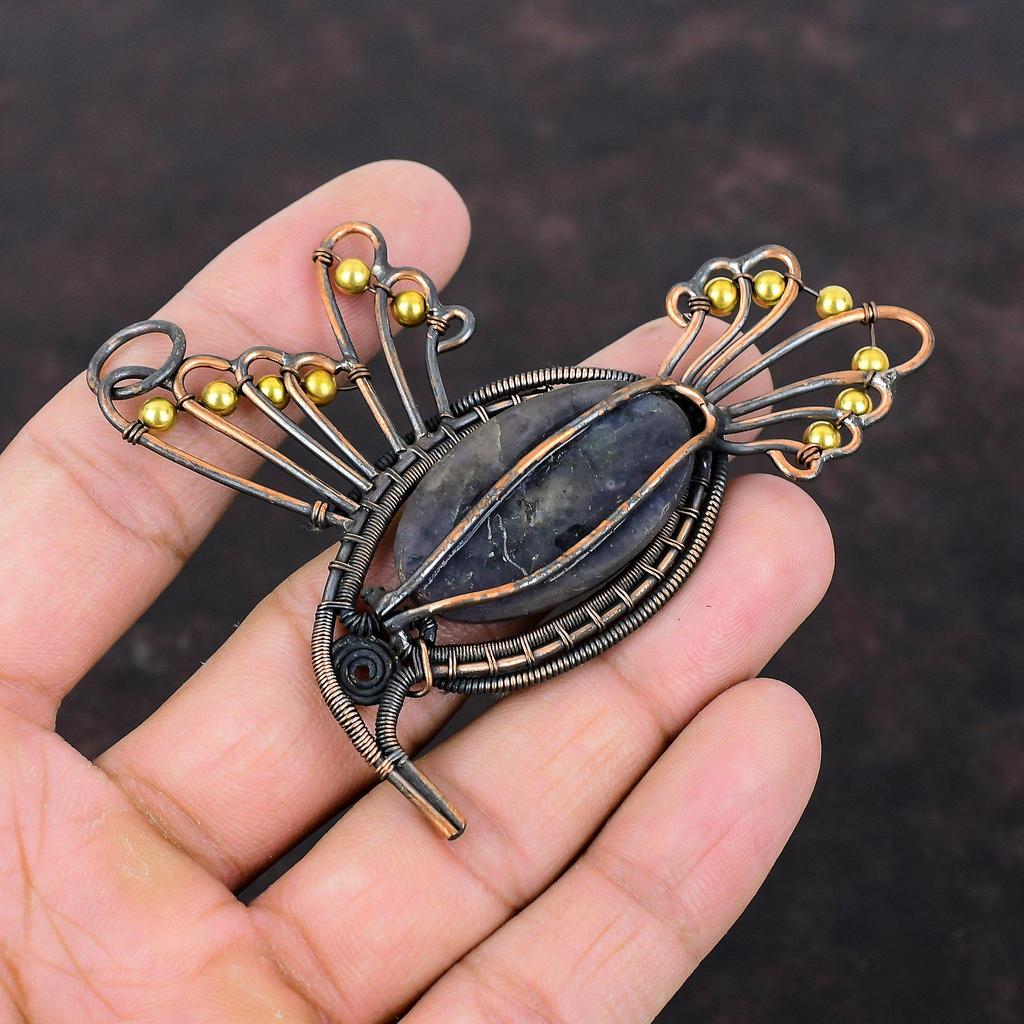 Кулон с солнечным камнем иолита, медная проволока, кулон, кулон с драгоценным камнем, удивительные медные украшения, новый кулон ручной работы, кулон с птицей для подарка