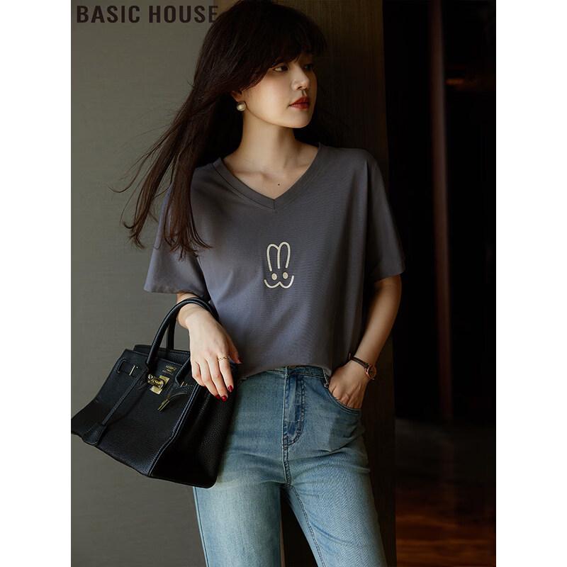 Basic House Women's V-Neck Short Sleeve Printed T-Shirt