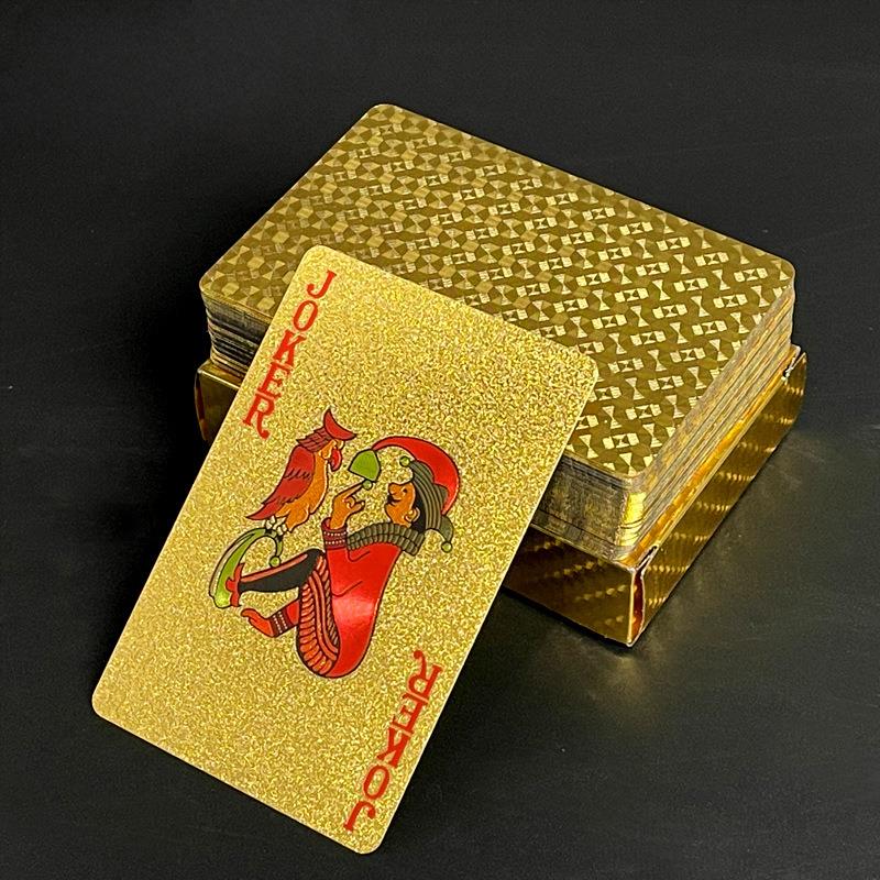 Черно-золотая игральная колода карт Пластиковые водонепроницаемые карты для покера Многопраздничная практичная настольная игра-игрушка для семейной групповой игровой ночи