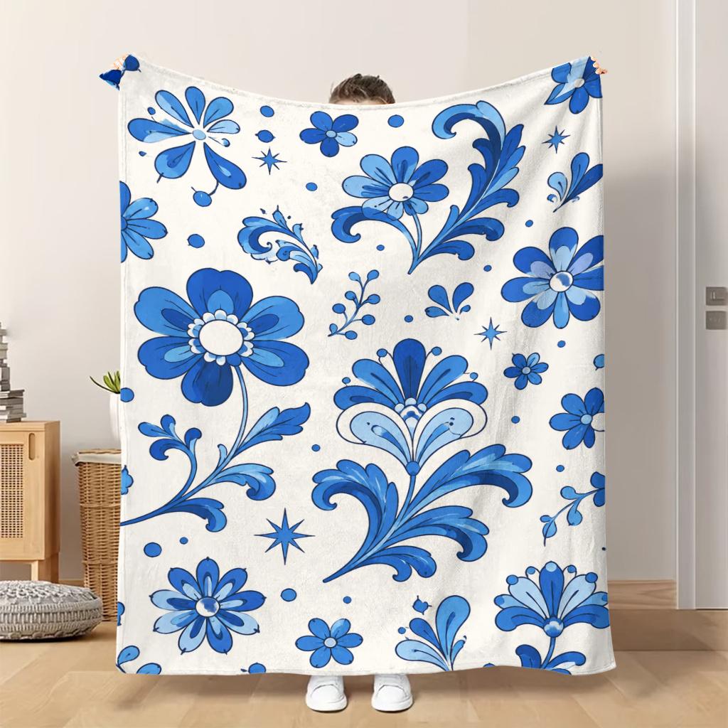 Fflannel Blanket 1pc Blue Floral Pattern Design Soft Comfortable and Warm This Nap Blanket/sofa Blanket Is Suitable for All Season