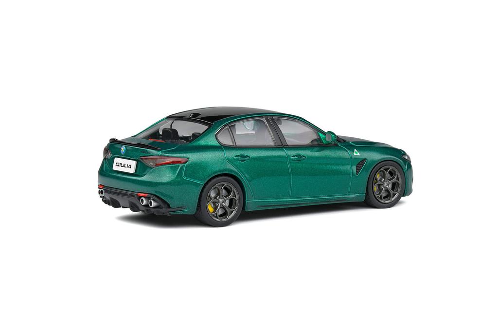 Solido Alfa Romeo Giulia Quadrifoglio 2016 Зеленый Solido GIULIA QUADRIFOGLIO 1/43 [Товар]