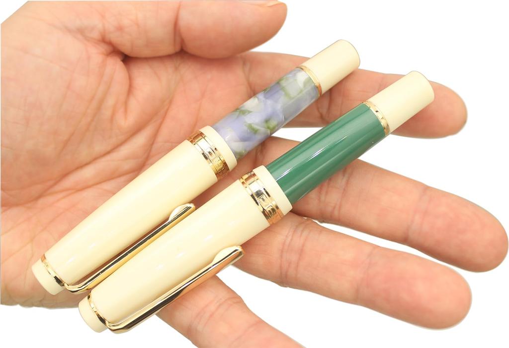 Gullor Mini Fountain Pen with Gold Acrylic Pocket Medium Nib Trim, Pen, Orange, (0.7mm)