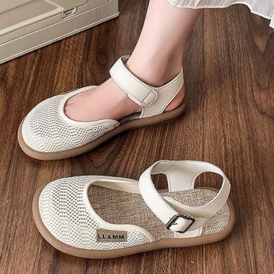 Модные женские шлепанцы Baotou 2025 Летняя обувь для женщин Повседневные сандалии на плоской подошве Дышащие сандалии Удобная уличная пляжная Одинарная обувь