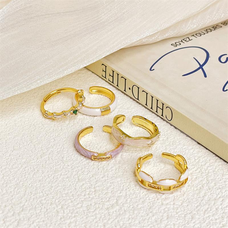 Эмаль Капающее масло Средний Античное золото Открытое кольцо Легкая Роскошь Высокий Сенс Ретро Циркон Ювелирные изделия Персонализированные Аксессуары Женщины