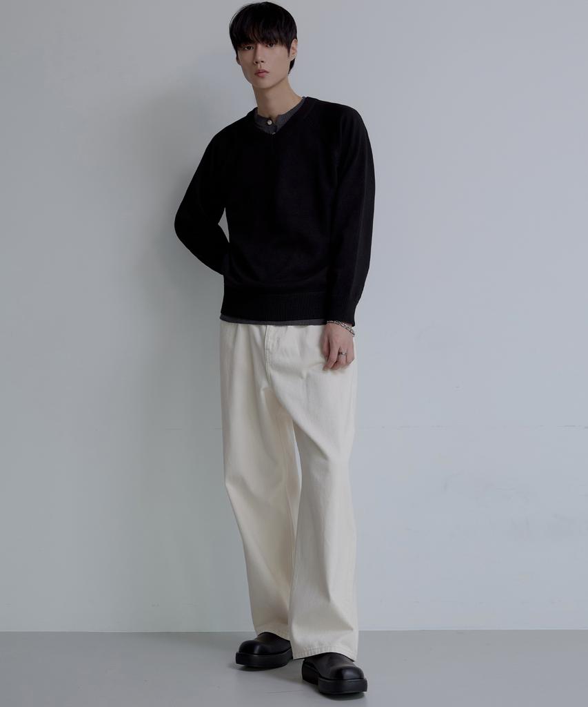NODU V-Neck Herasi Raglan Crop Knit [Black]