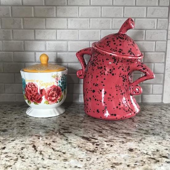 Canister with Attitude Cute Funny Solid Resin Craft Desktop Decoration Akimbo Jar Home Office Supplies