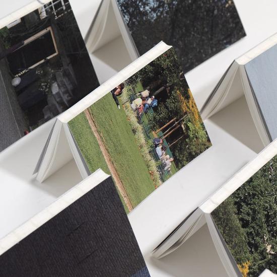 Luca Lab Scrap the Moment Upcycling Plain Note — популярная фраза в Корее.