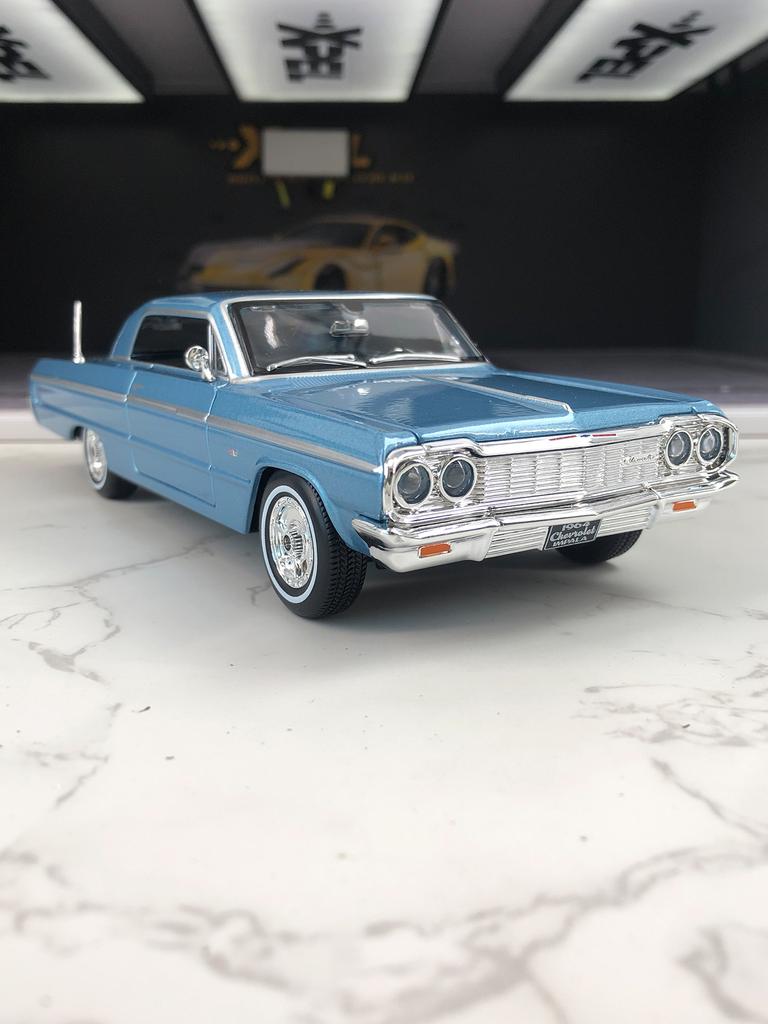 Майсто 1:26 симуляция цинковый сплав 1964 Chevrolet lmpala SS модель автомобиля, статический орнамент, металлический коллекционный подарочный автомобиль