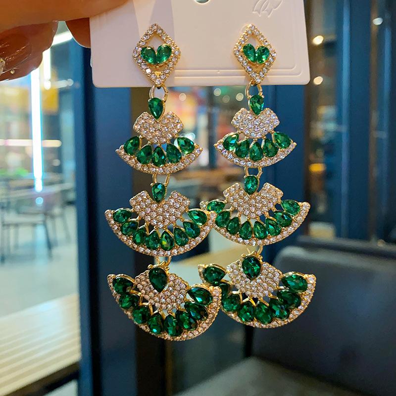 Silver needle diamond fan fringed earrings retro exaggerated temperament earrings niche light luxury high-end earrings women
