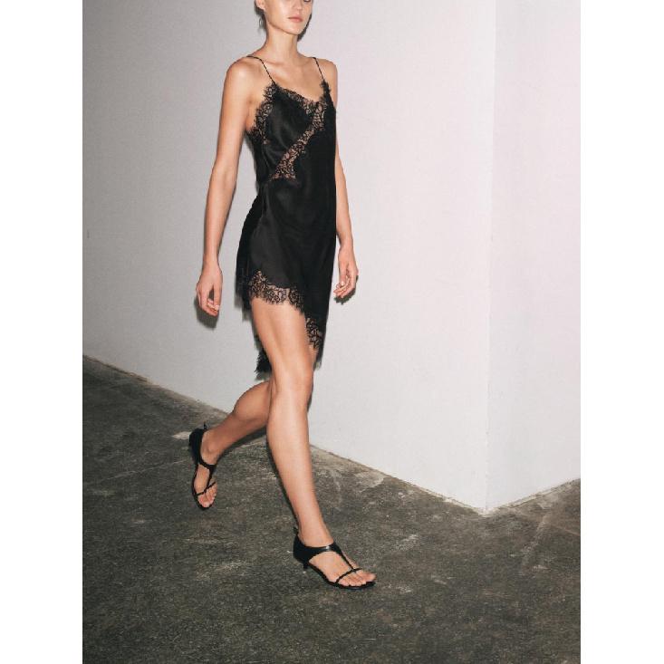 Chic Black Lace Cami Tops Women V Neck Patchwork Sleeveless Y2K Girl Tops Fashion 2025 Summer Holiday Beach Tops