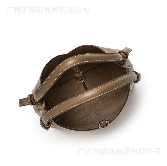 Новая женская сумка-тоут 2025