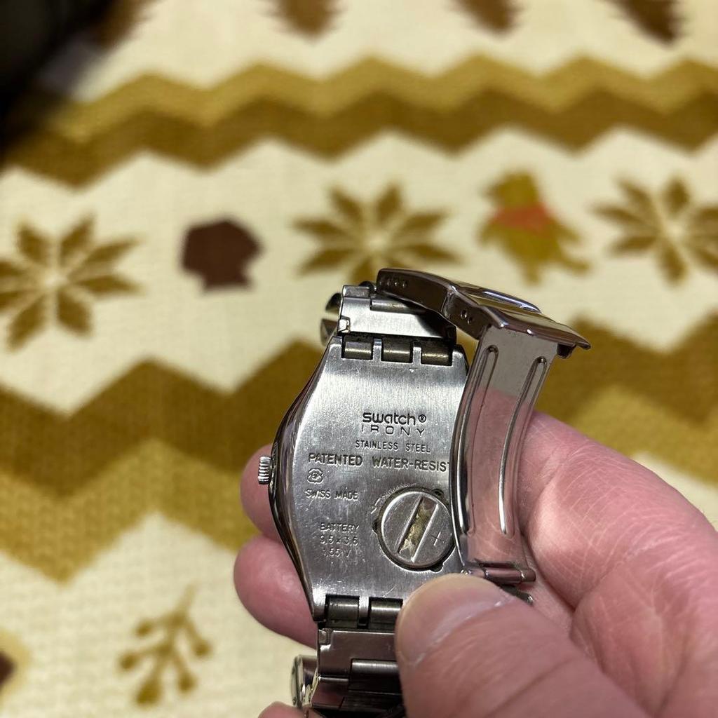 Б/у [Б/у товар] Часы Swatch красные нержавеющая сталь красный циферблат браслет пара