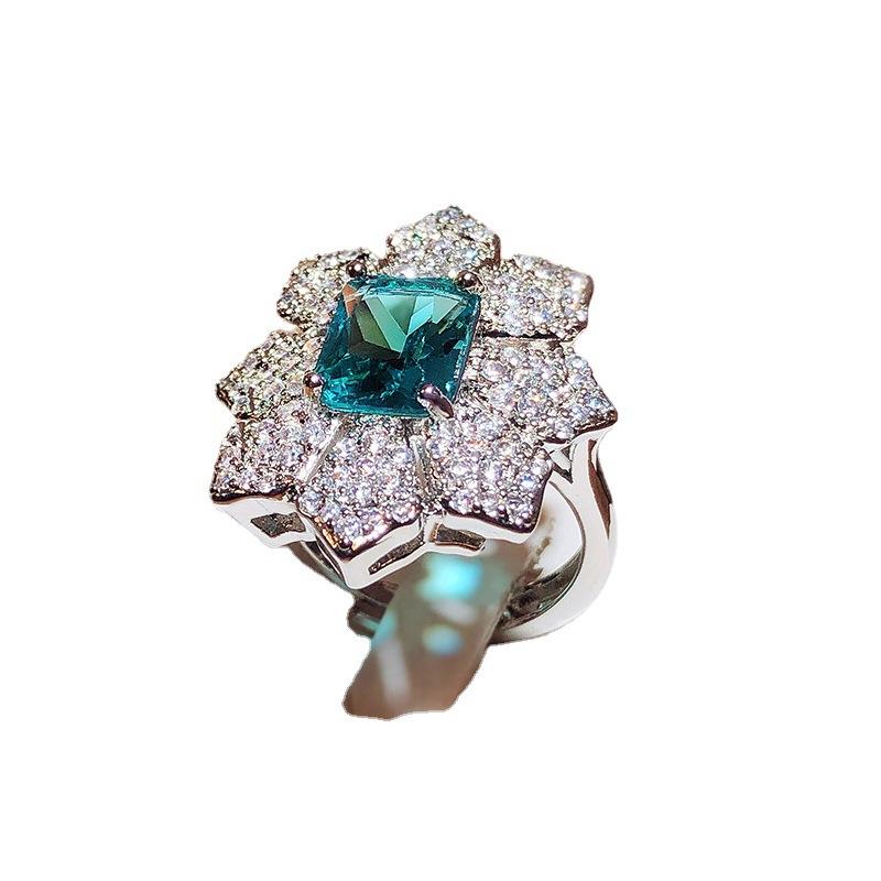 European and American Niche Design Petals and Diamond Rings with Full Mouth Index Finger Rings Personality Temperament Trendy Women Exaggerated Style