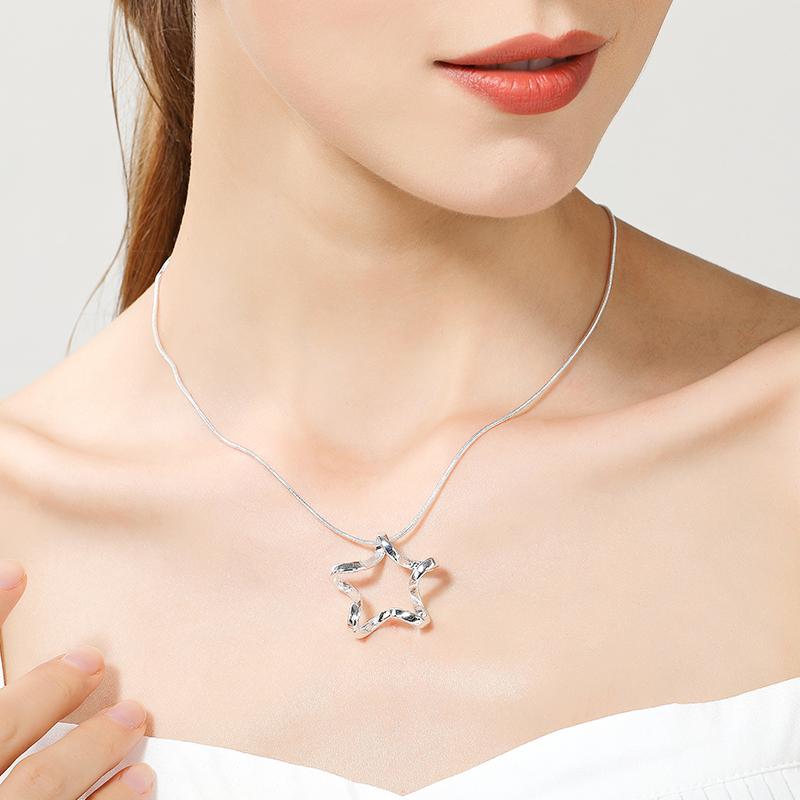DOTEFFIL 925 Silver Starfish Pendant Necklace 16-30 Inch Snake Chain Fashion Wedding Engagement Jewelry