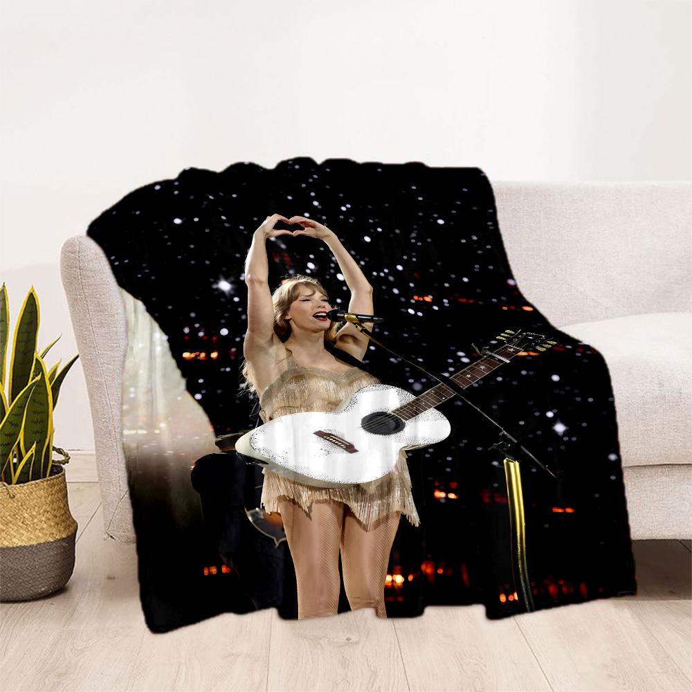 Musician Live Concert. Blanket Soft & Cozy Suitable for Office Sofa Bed for All Occasions Modern Birthday Christmas Gift Blanket