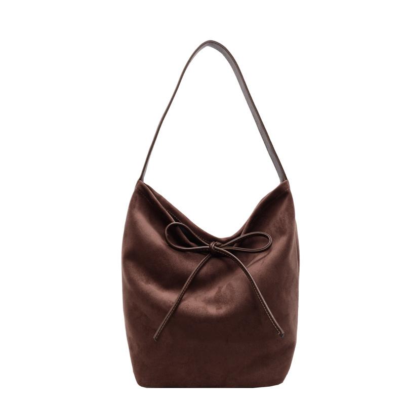 2025 New Autumn and Winter Retro Large-capacity Tote Bag Women's Shoulder Bucket Bag Fashionable Versatile Work Commuter Bag