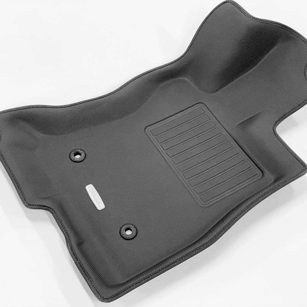 Комплект ковриков Clazzio 3D Type для 1 Forester SK NEW Rubber Type черного цвета H30/8~ EF-8156 [5EEFB8156K]