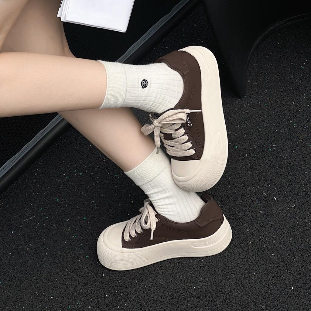Платформенные белые туфли женские уродливые милые дышащие 2025 весна новая нишевая парусиновая обувь повседневная спортивная обувь для скейтборда обувь-хлеб