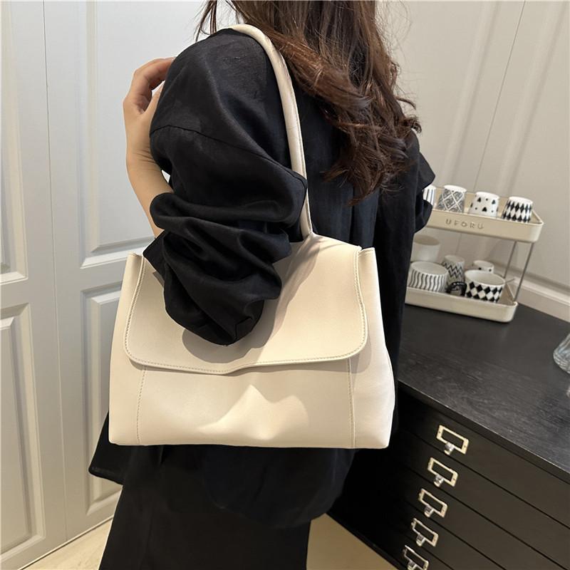 Large Capacity Bag Women's Commuter Tote Bag Summer New Portable Fashion Simple Shoulder Bag Retro Niche Design