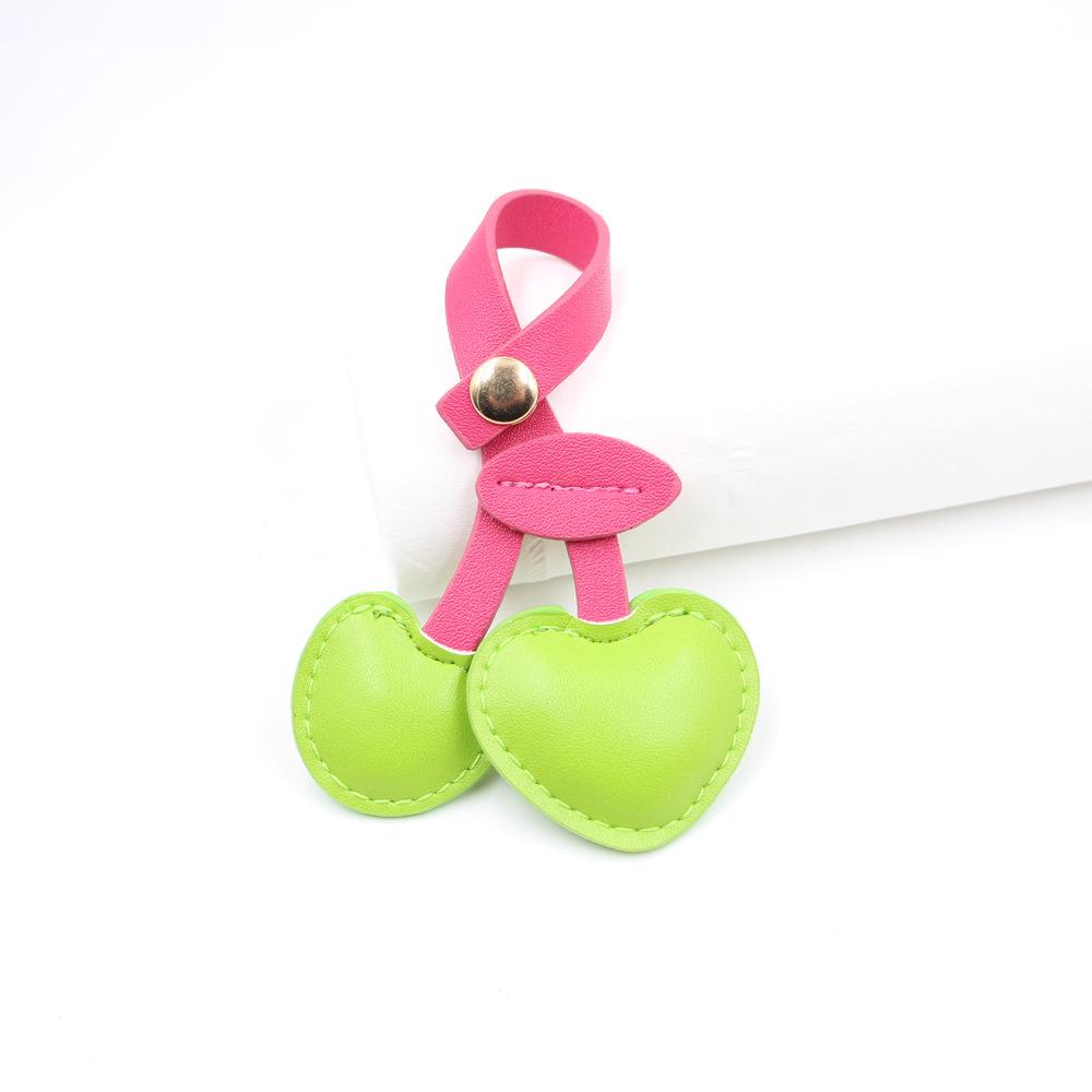 Европейская и американская пасторальная кожаная сумка «Вишня» с ретро кулоном-брелоком