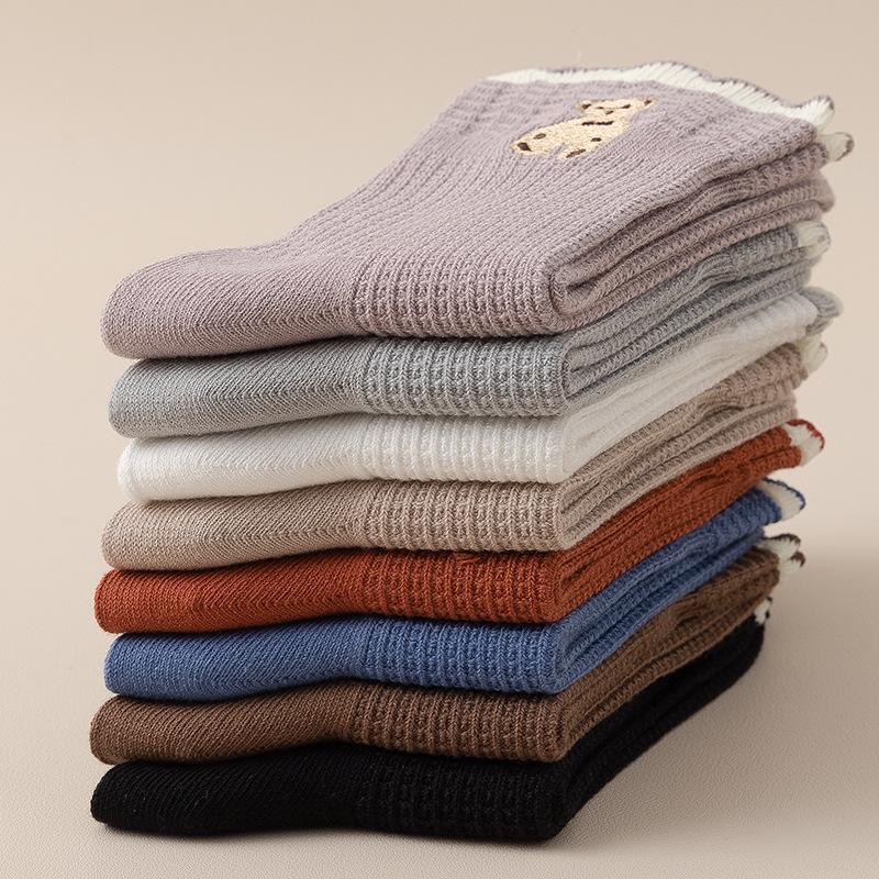 Female Spring and Autumn Fashion New Cotton Lovely Tube Socks