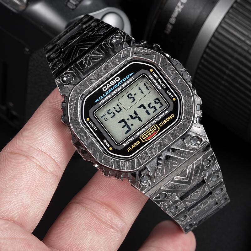 Casio Унисекс G-SQUAD Серия 43,2 мм Черные часы DW-5600UE-1A(Команда788--)