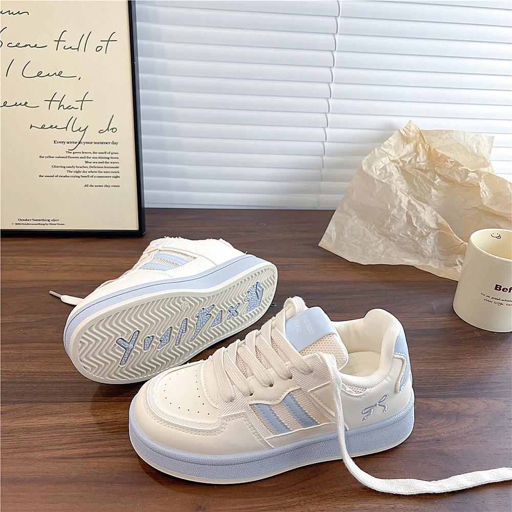 Модные весенне-осенние повседневные универсальные туфли-хлебцы, студенческие кеды, женские новые нишевые простые удобные универсальные женские туфли