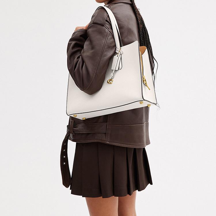 Coach Carter 36 Gold Logo Pendant Leather Tote Bag Women tote bags White CH805-B4HA