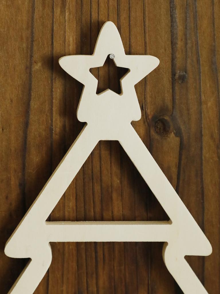 Christmas Tree Wooden Wall Shelves White Floating Wall Shelf Suitable for Christmas Supplies and Candle Wall Hanging Shelf Gift