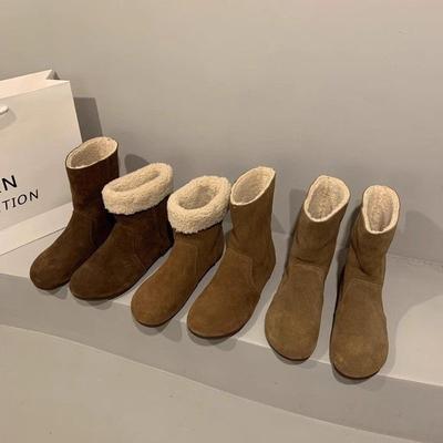 Двухвариантные мягкие кожаные зимние ботинки для женщин, новинка зимы 2025, пушистые короткие ботинки в стиле Мори-ретро, с бархатными хлопковыми туфлями