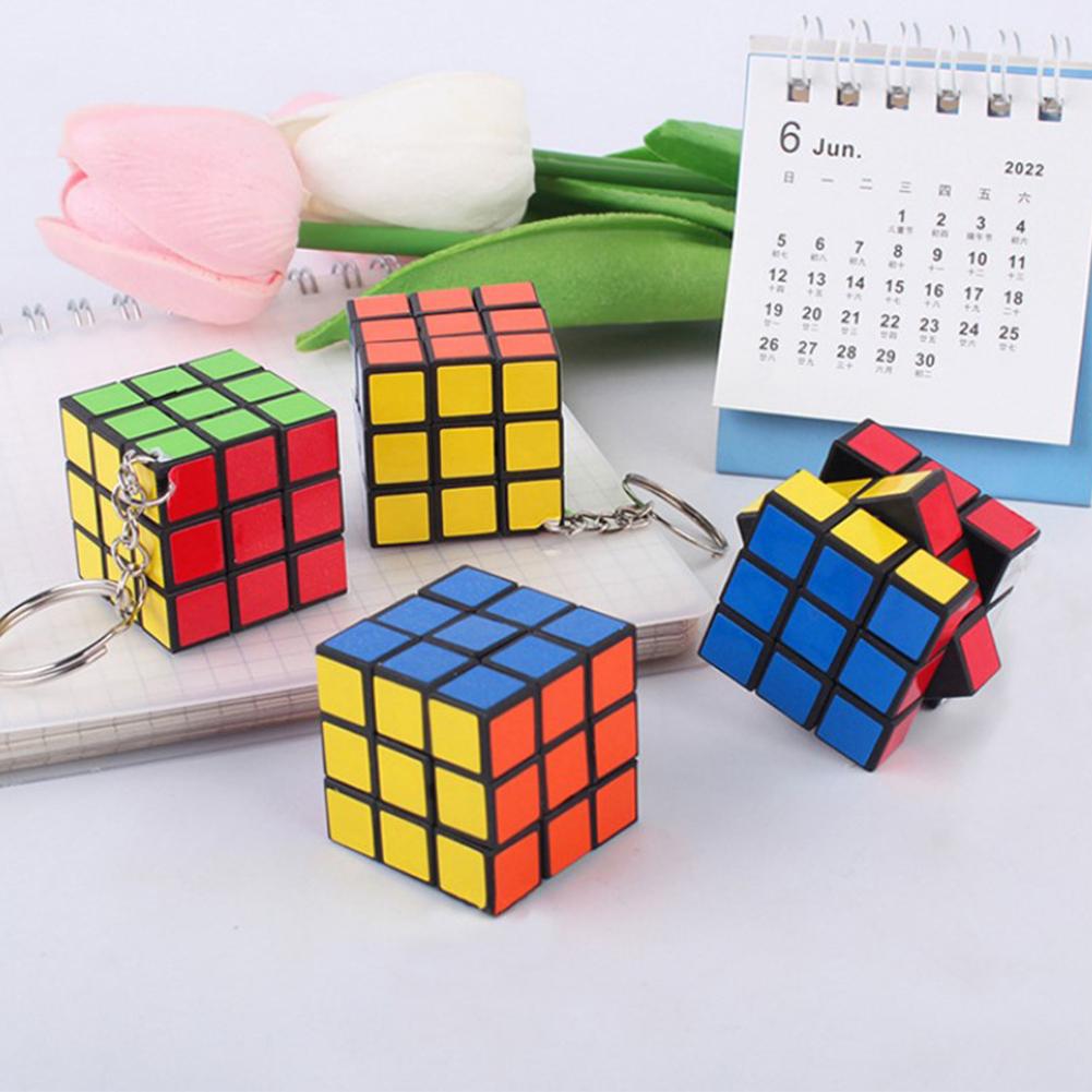 3x3 Magic Cube Puzzle Speed Cube Keychain Educational Toys Diy Intellectual Toys Gifts For Kindergarten Students Elderly
